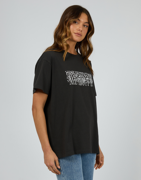 Rhi Standard Tee-Black