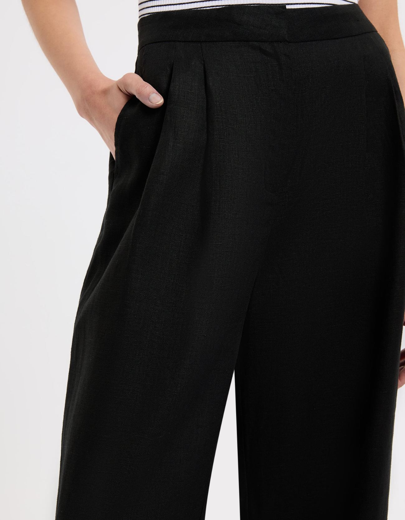 Thilda Linen Pant-Black