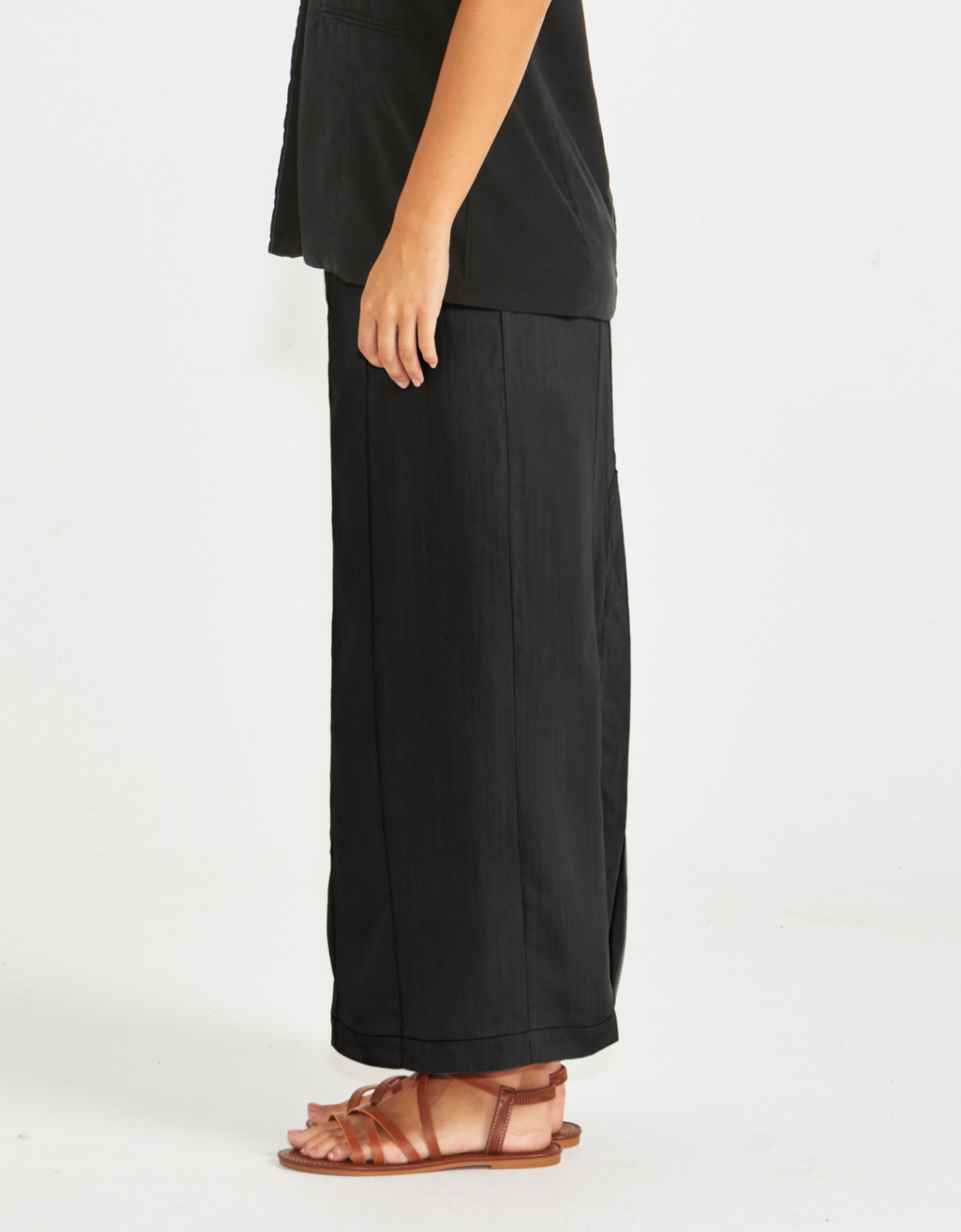 Seville Maxi Skirt-Black