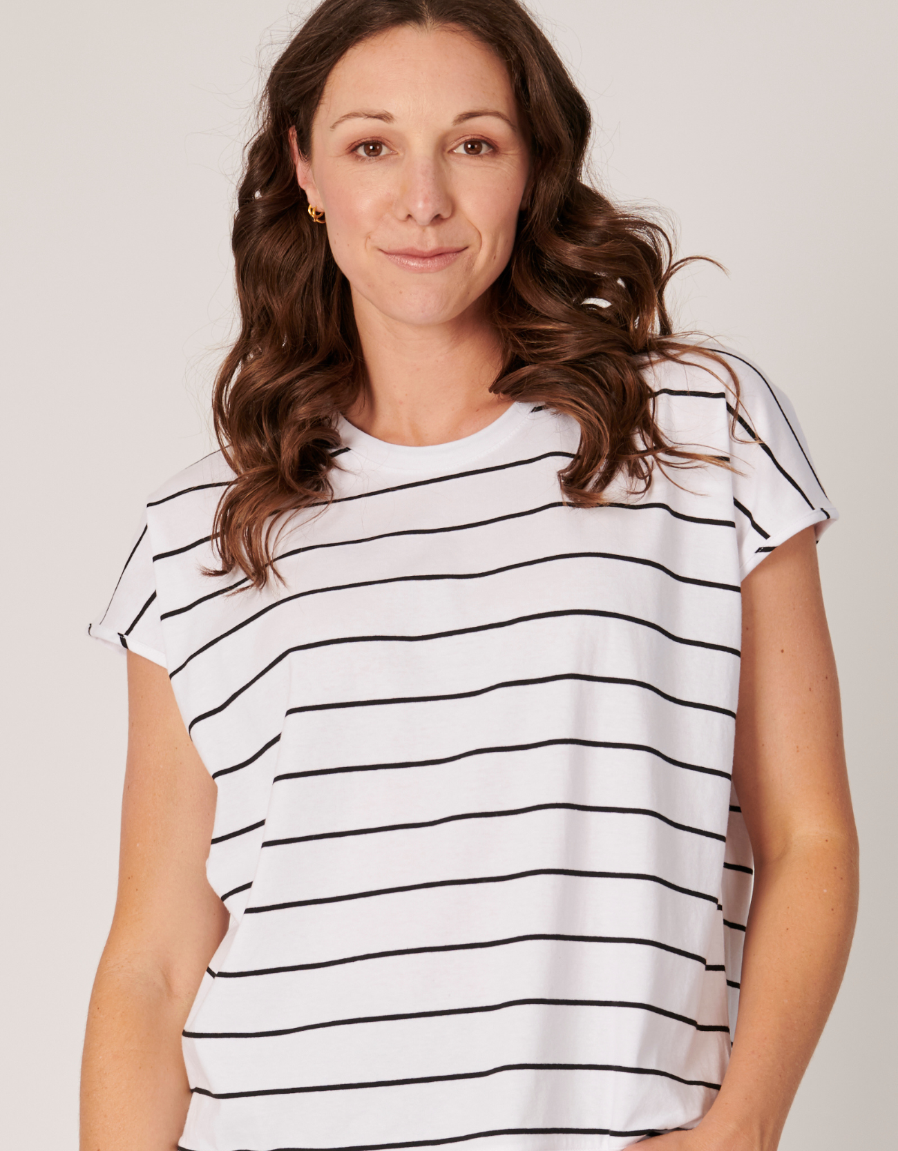 Shell Tee-White/Black Stripe