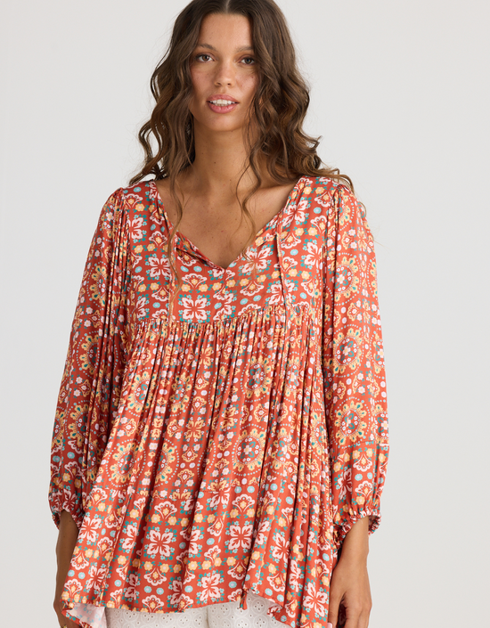 Dreamscape Top-Medina Spice