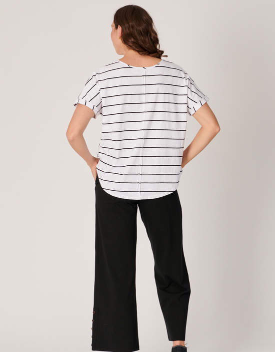 V-Neck Curve Hem Tee-White/Black Stripe